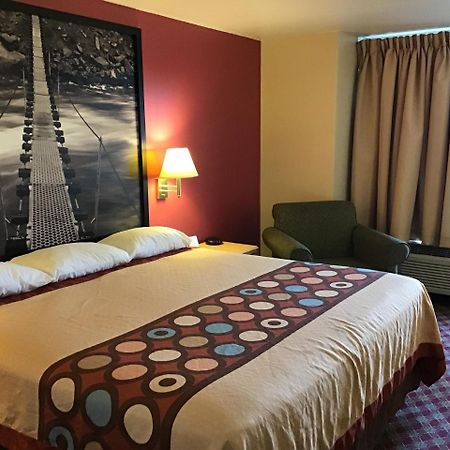 Super 8 by Wyndham Heyburn Hotel Burley Eksteriør billede