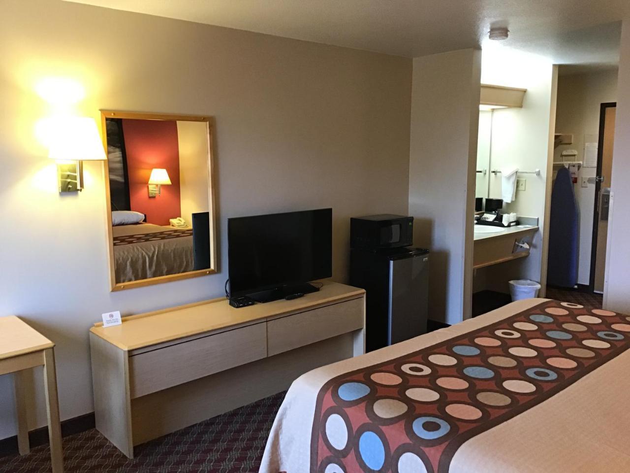 Super 8 by Wyndham Heyburn Hotel Burley Eksteriør billede